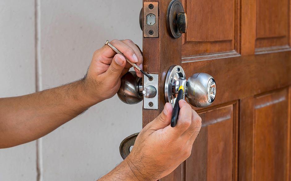 ouverture de porte claquée serrurier Santeny